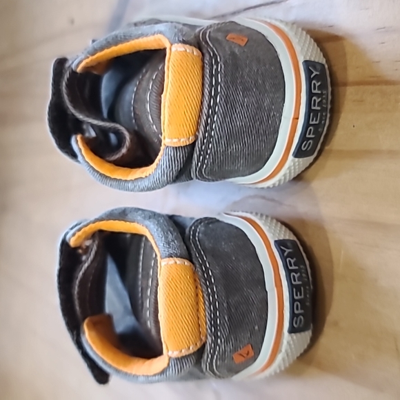 Sperry Toddler Shoes with Velcro Straps - Picture 3 of 4